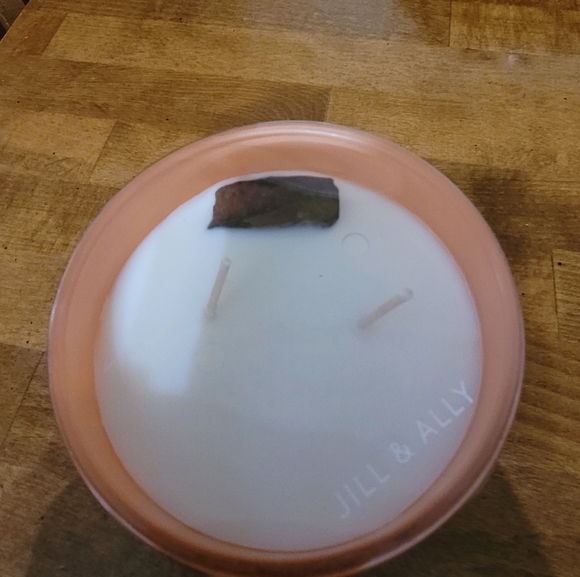 Crystal Manifestation Candle - Picture 4 of 5